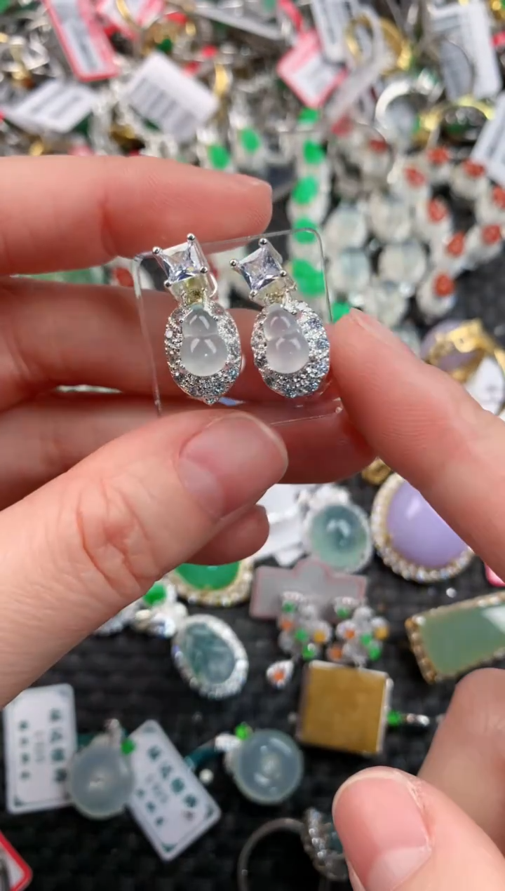 未镶嵌戒指翡翠555    10