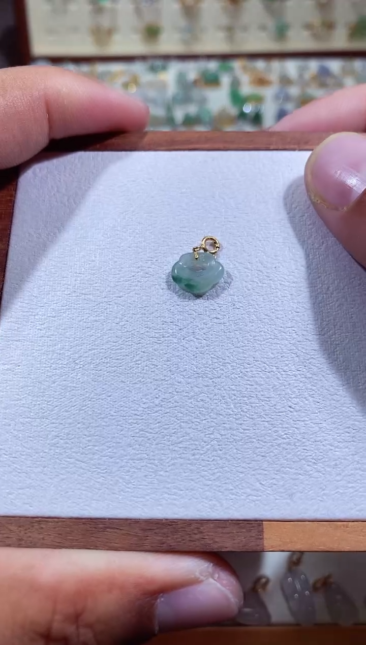 吊坠(不含链)18K金镶嵌翡翠11111