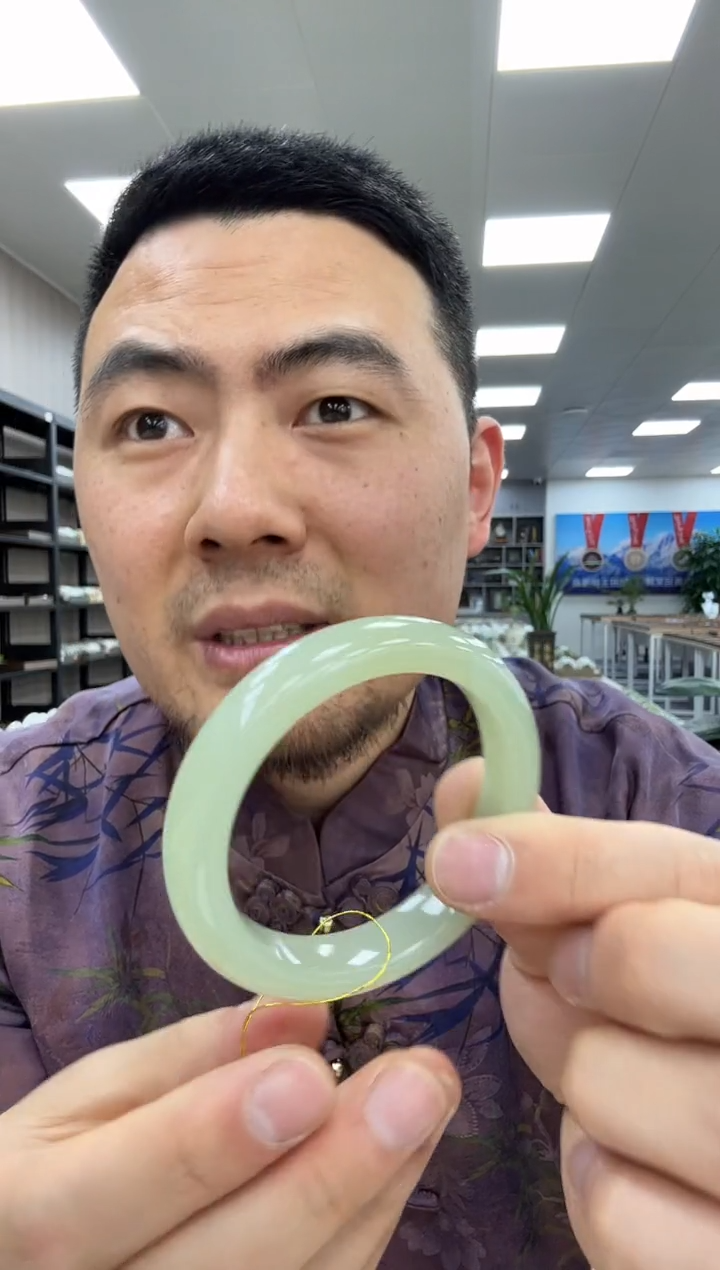 【闪购商品】和田玉手镯未镶嵌53  134