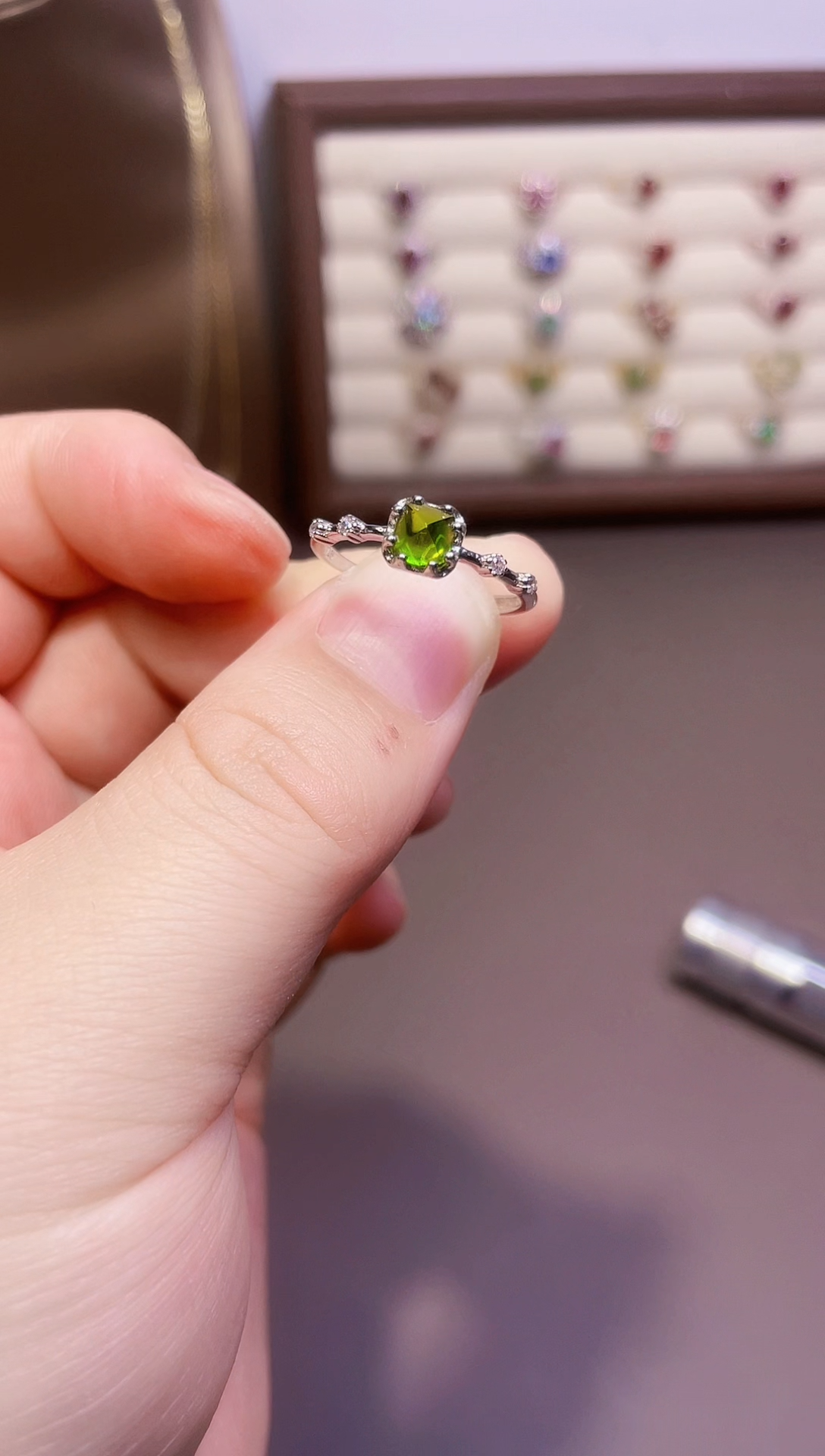 【闪购商品】碧玺戒指银S925镶嵌1枚