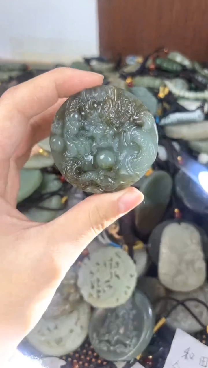 【闪购商品】和田玉颈饰未镶嵌1