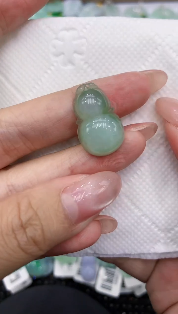 翡翠未镶嵌颈饰111111111111