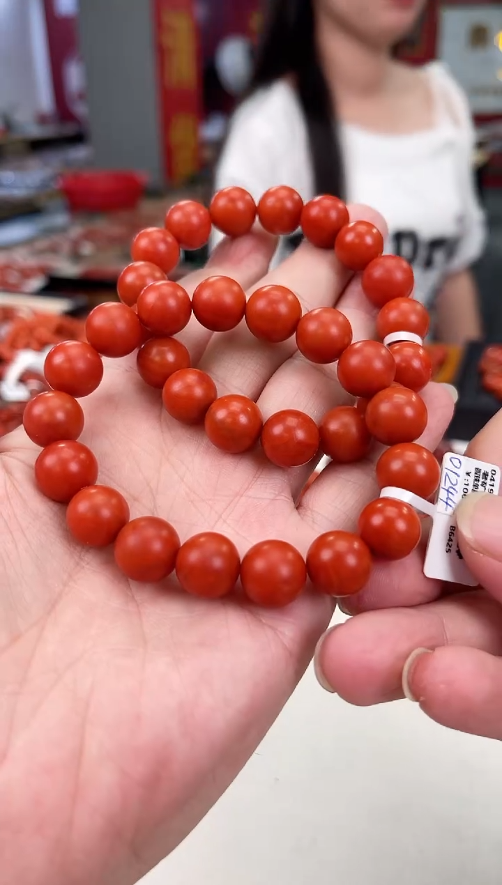 南红玛瑙阿东寨手串12+未镶嵌（多样式发其一）