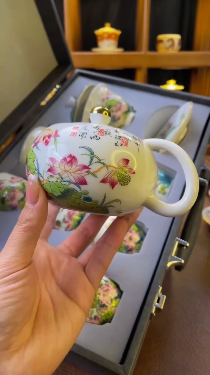 【闪购商品】杯荷花套组一套高端带壶