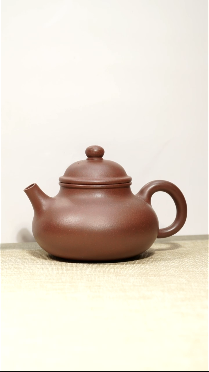 茶壶底槽青容天160毫升瑕疵壶