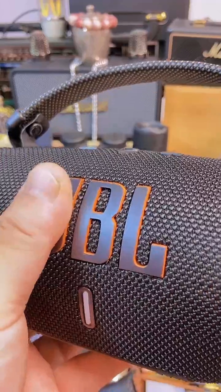 瓷片闪购商品，如图所示