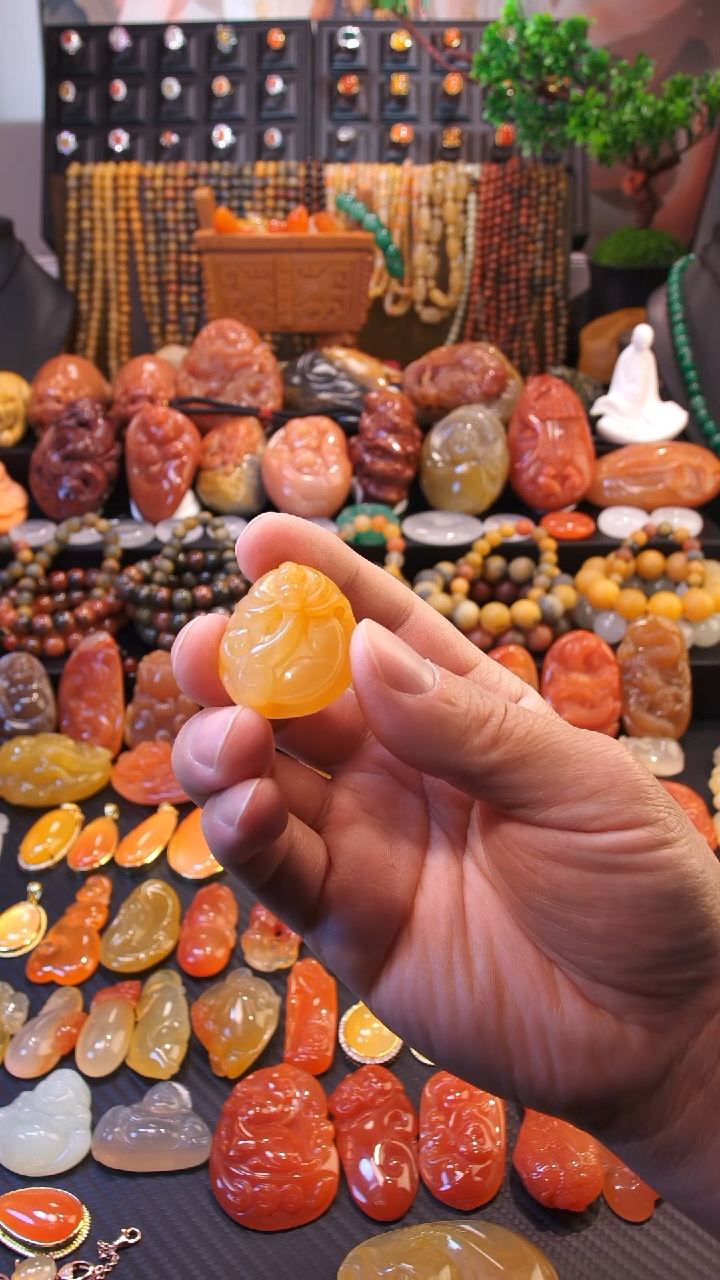 石英质玉未镶嵌珠宝半成品吊坠