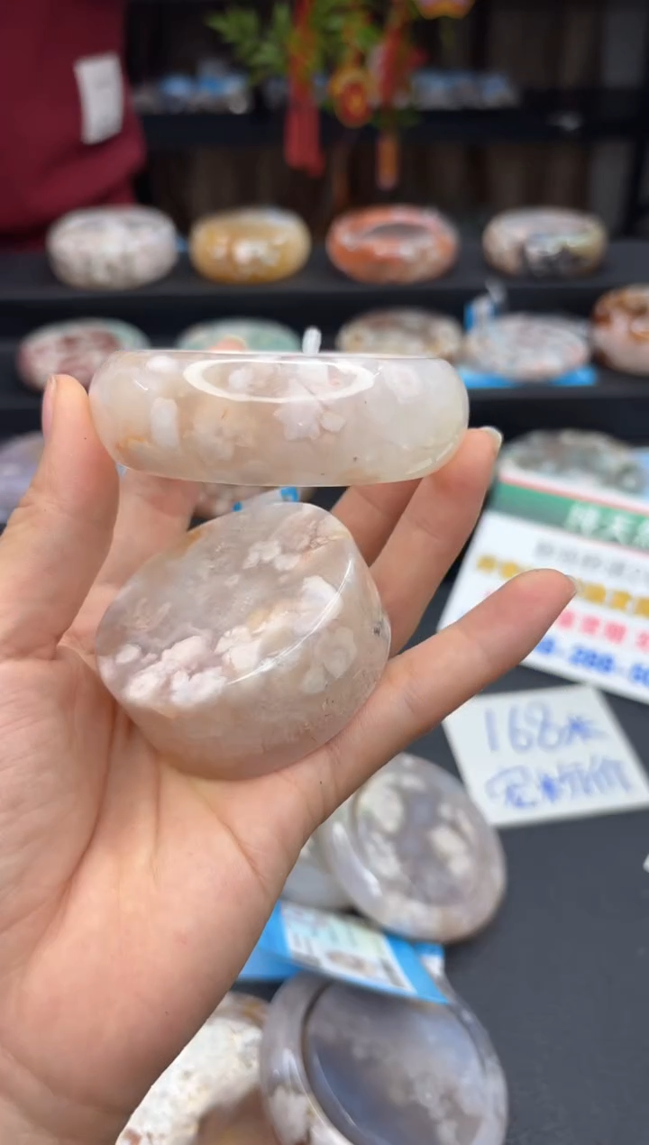 【闪购商品】石英质玉手镯未镶嵌535（56圈赠送镯心）