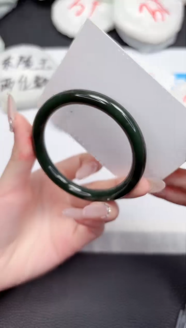 【闪购商品】和田玉手镯未镶嵌689-55.3