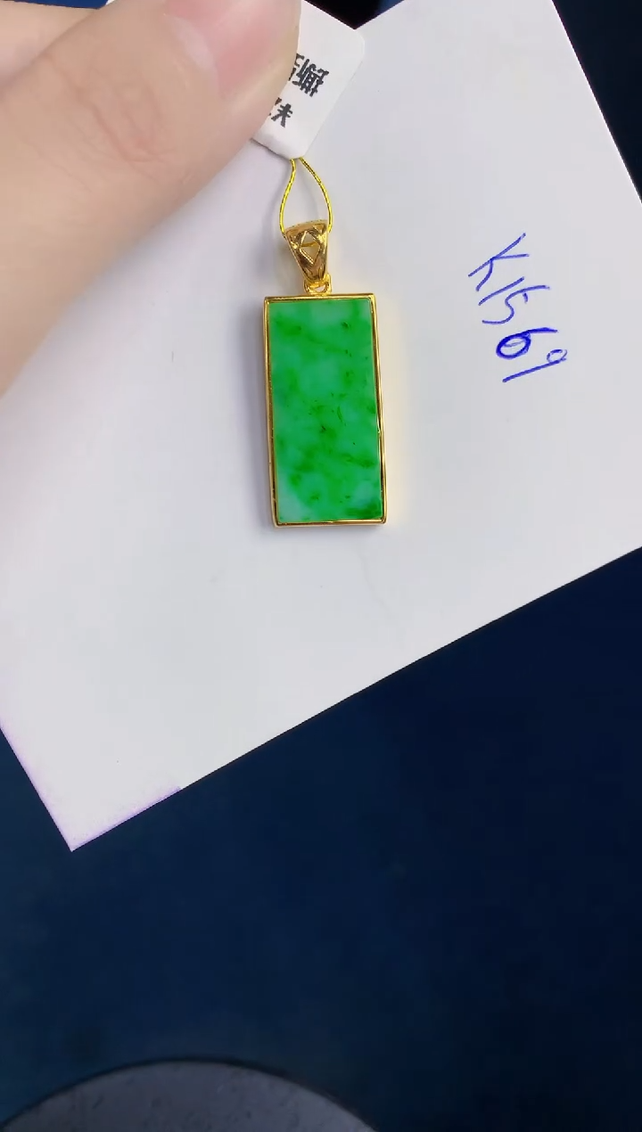 颈饰未镶嵌翡翠天然翡翠缅甸A货