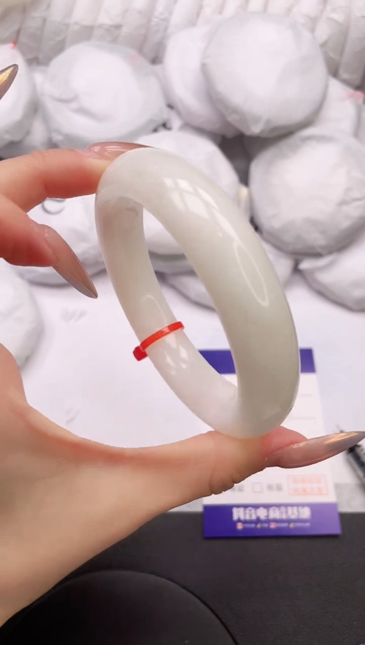 【闪购商品】和田玉手镯未镶嵌16K371-60