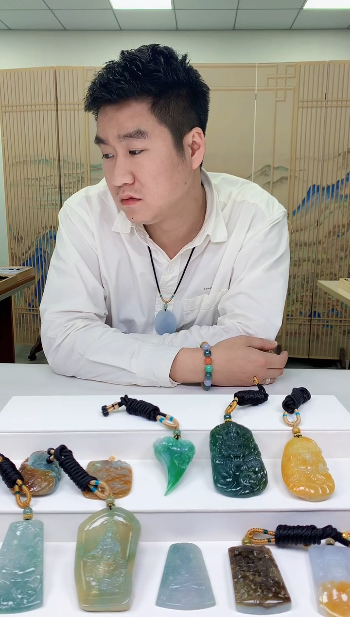 【闪购商品】定制翡翠未镶嵌5028ty-毛货挂件