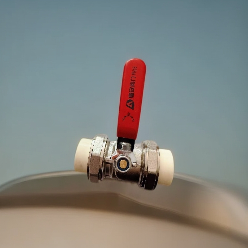 盾安PPR全铜通径双活接阀我们致力于更安全，环保的产品十年质保