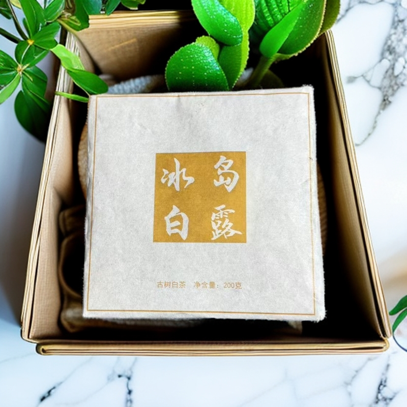2025年 【冰岛白露】 普洱茶白茶 200克饼