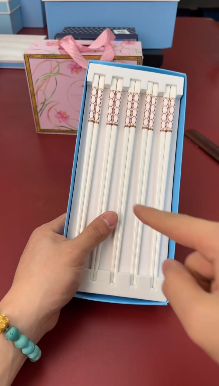 【闪购商品】瓷片新号开播全场漏@@Y315