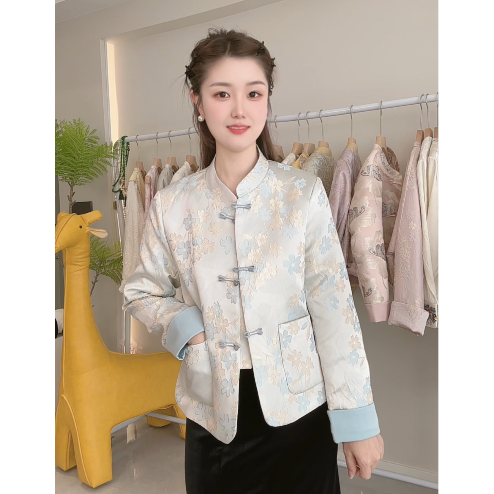 【铭儿专属】提花新中式女加棉外套修身型秋冬重工质感时尚气质短款