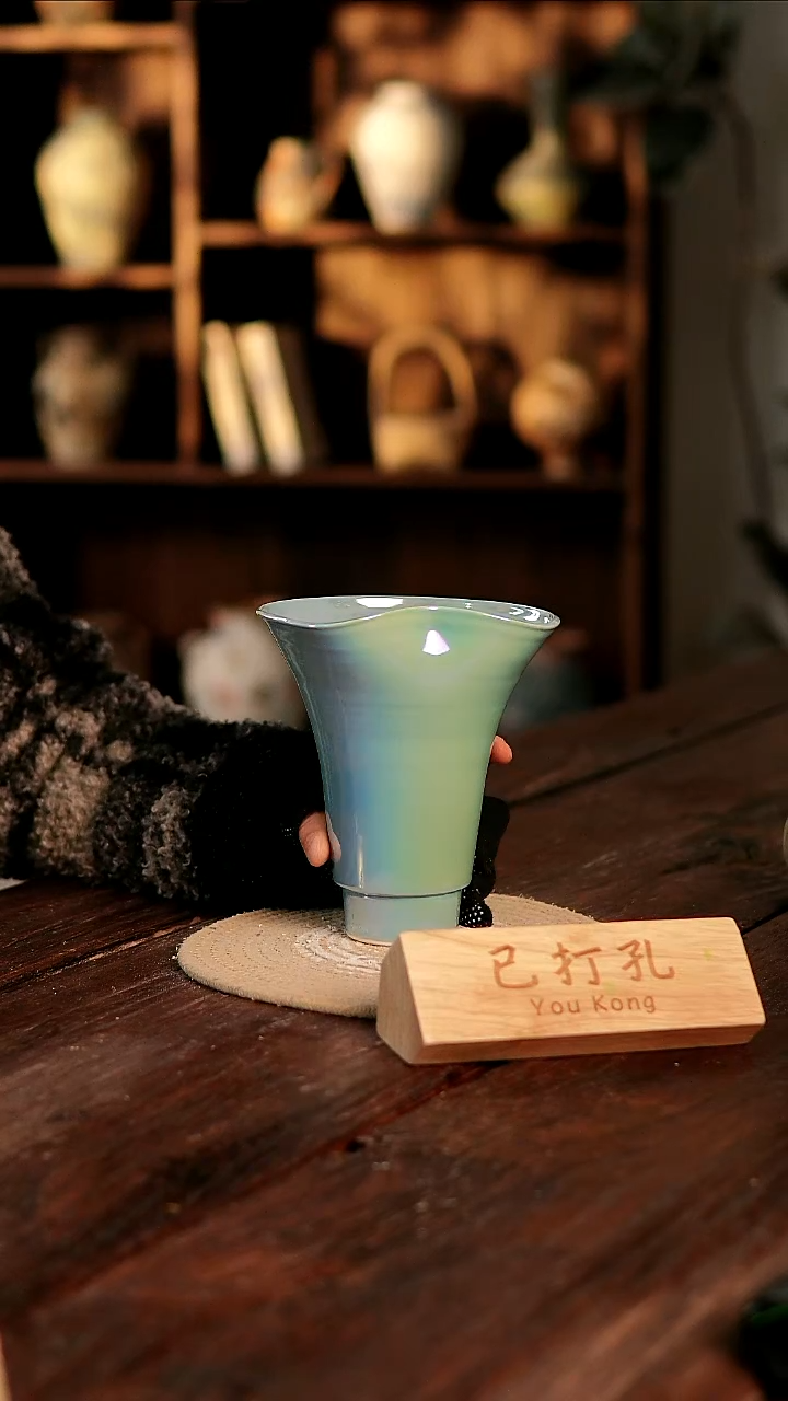 摆件31-72高18口15误差2已打孔