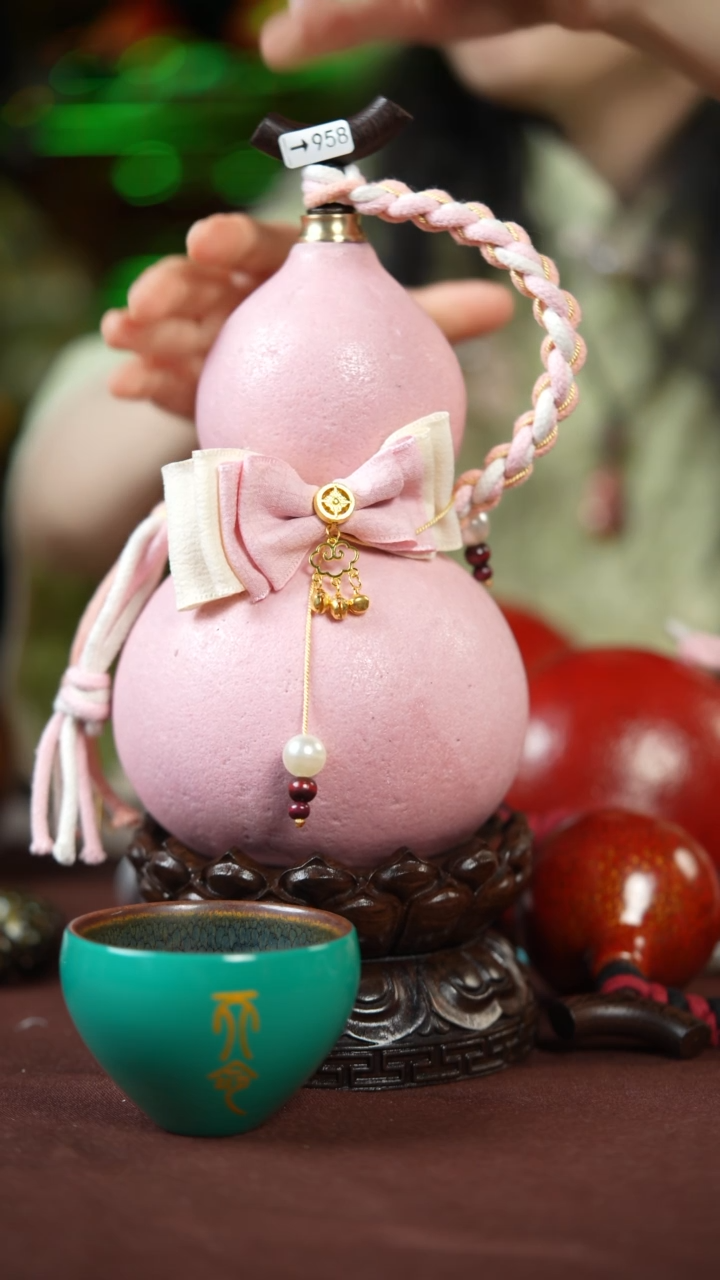 【闪购商品】958号700ml左右的非遗漆器酒葫芦