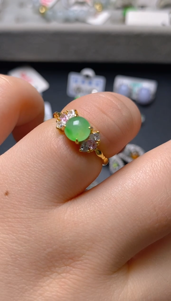 银S925镶嵌戒指翡翠百内无证书