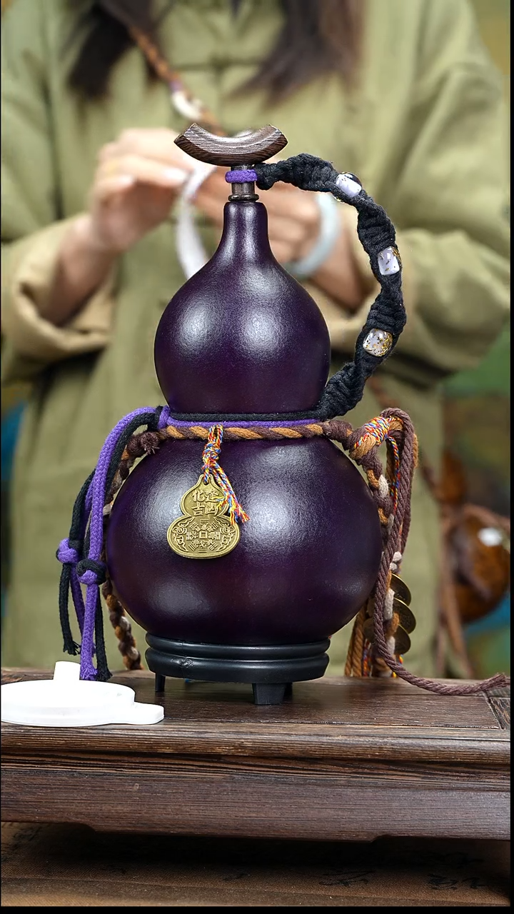 YN013精品藏绳款天然酒葫芦（一物一拍）