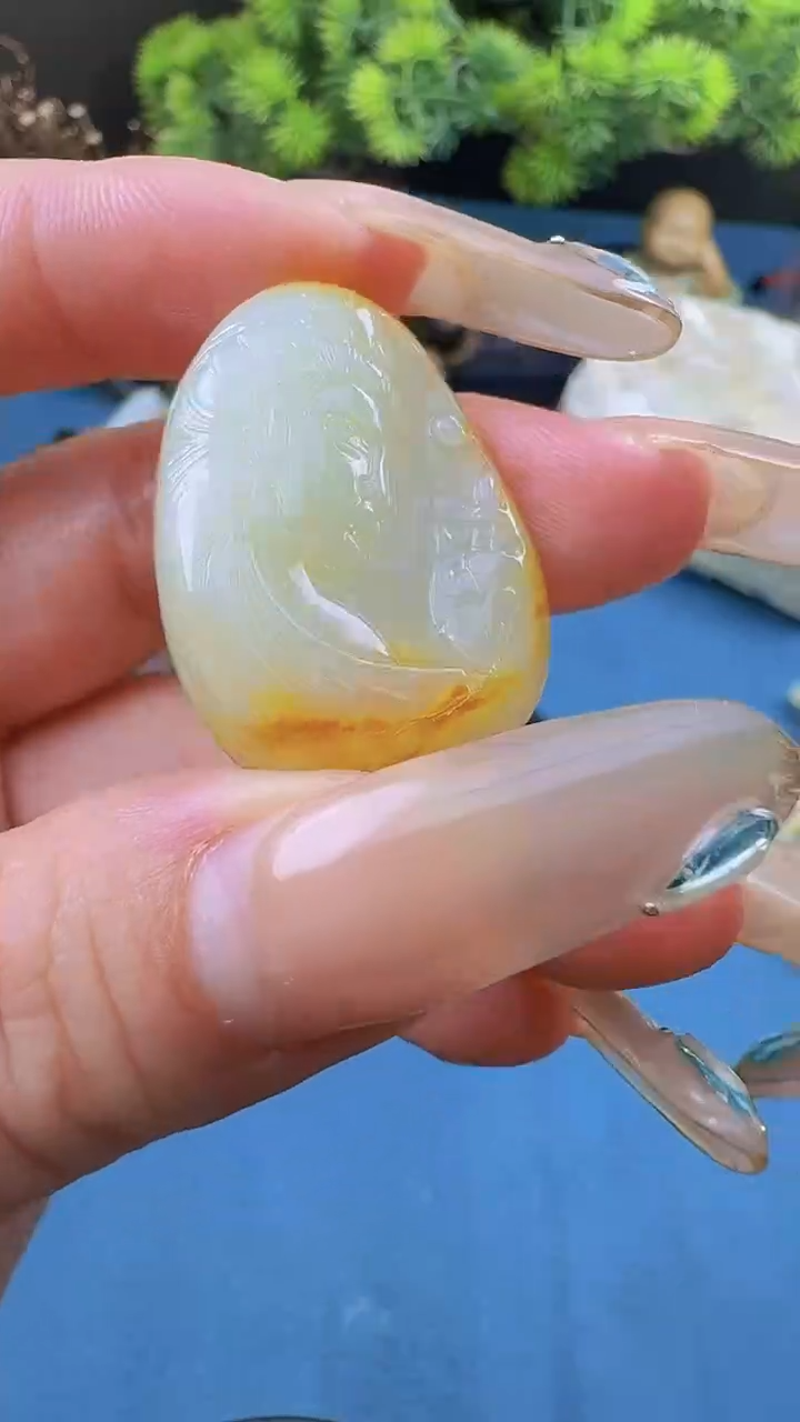 和田玉未镶嵌颈饰12