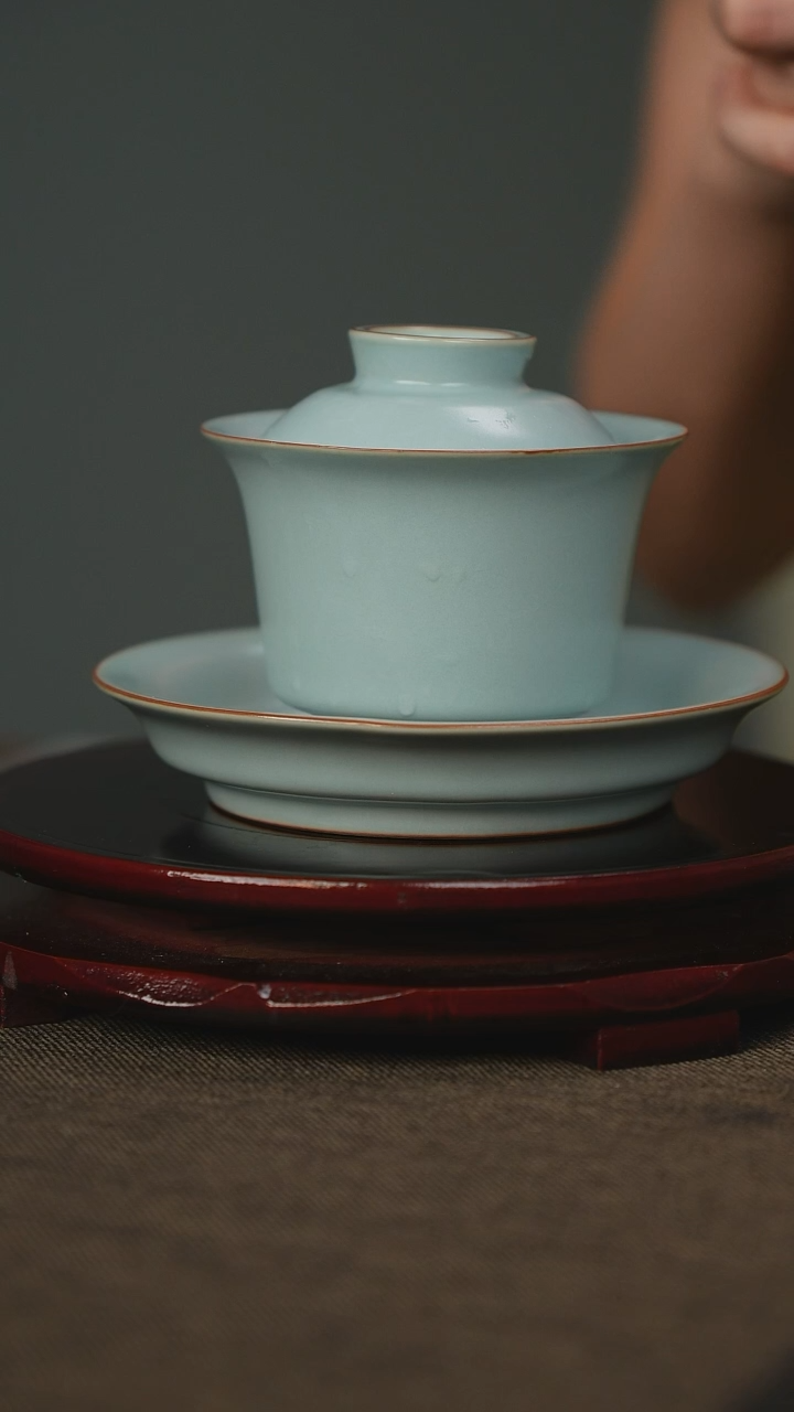 精品马蹄盖碗汝瓷礼盒装