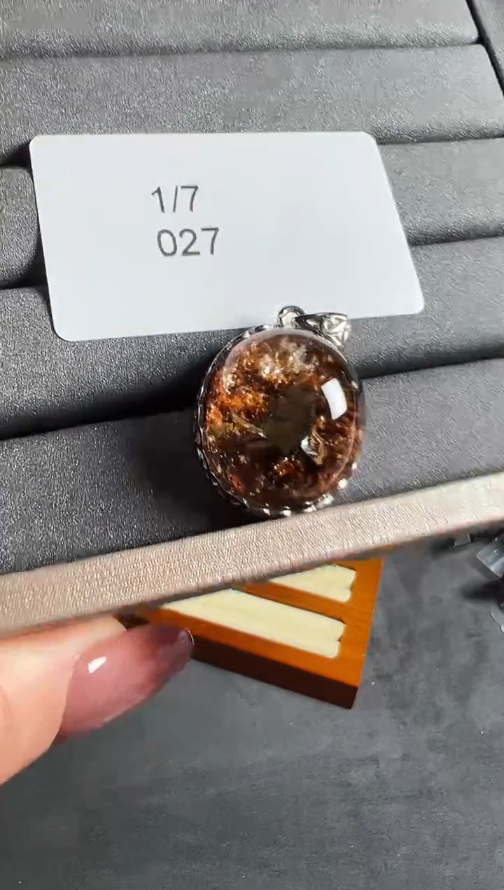 【闪购商品】水晶吊坠(不含链)银S925镶嵌发一（027）