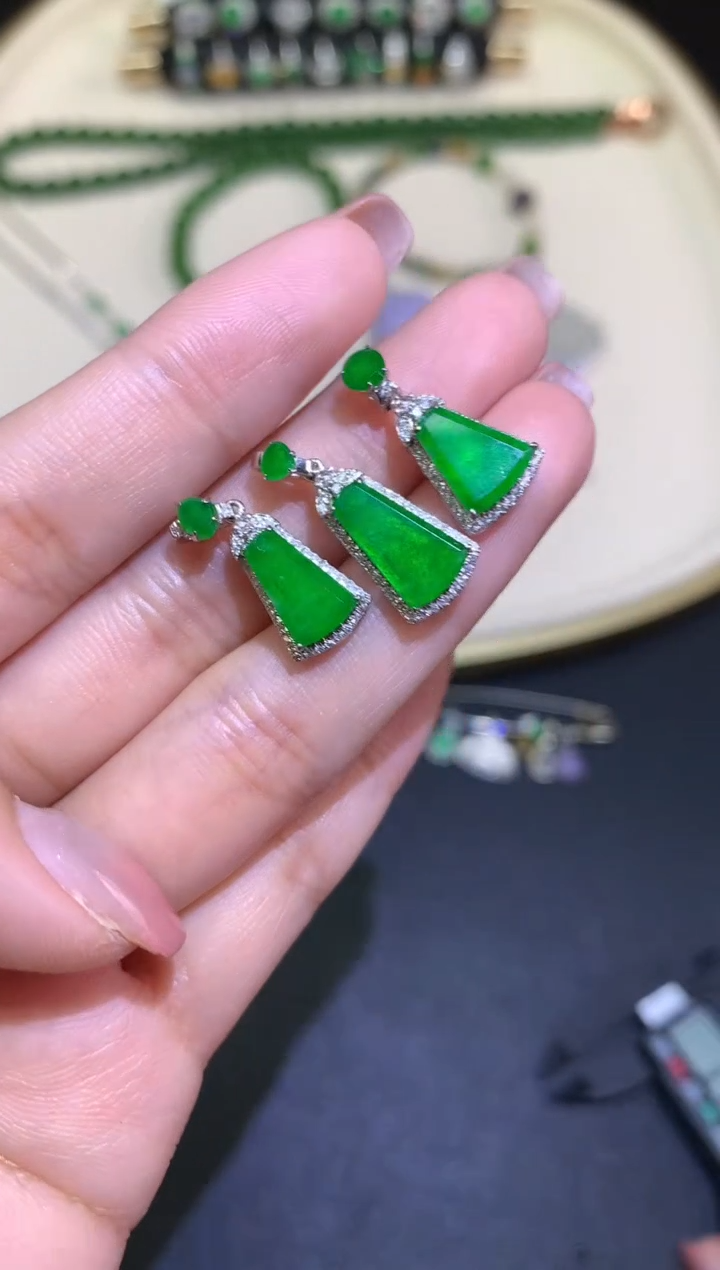 翡翠18K金镶嵌吊坠(不含链)吊坠多样性发其一A89|2980