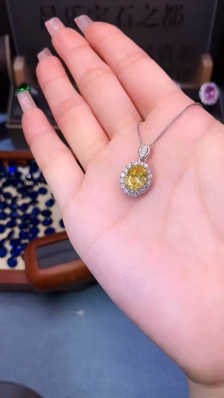 吊坠(赠链)银S925镶嵌碧玺.......