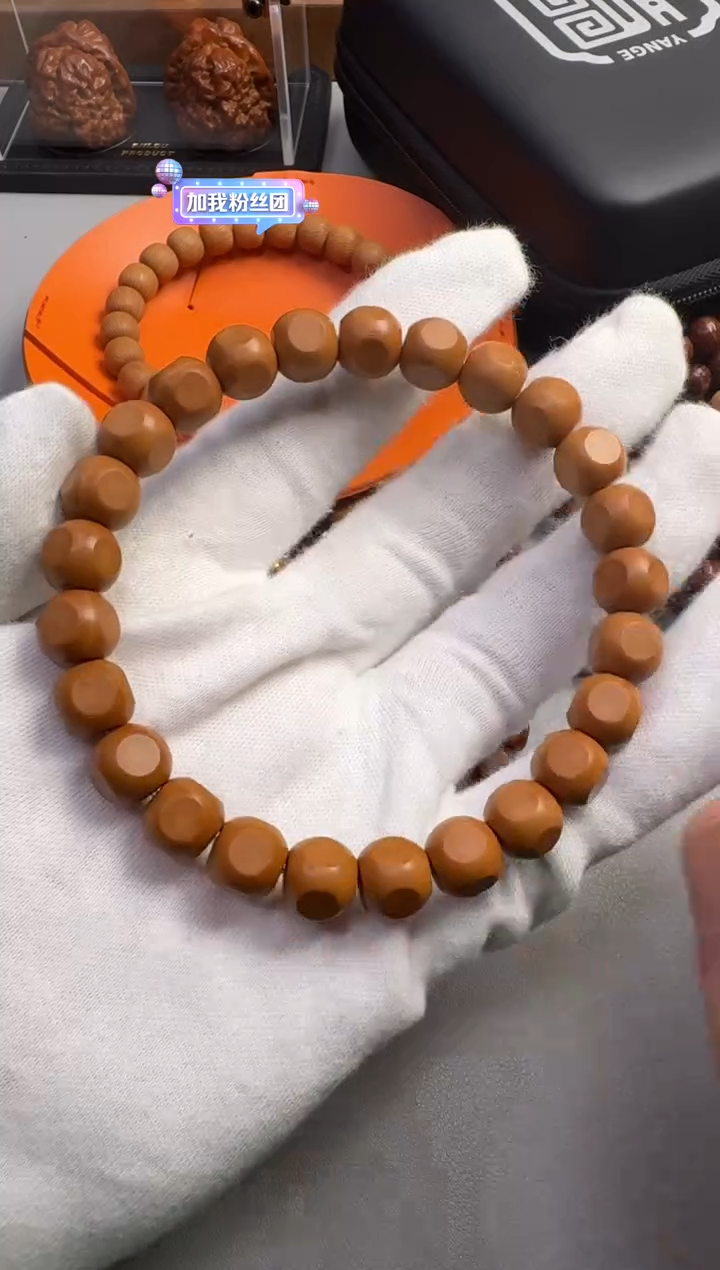 猴头核桃手串猴头六方瑕疵黑点款