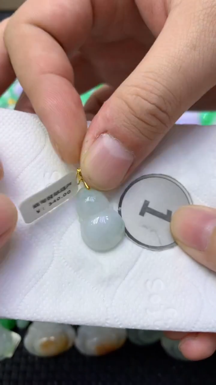 颈饰未镶嵌翡翠天然缅甸翡翠A货