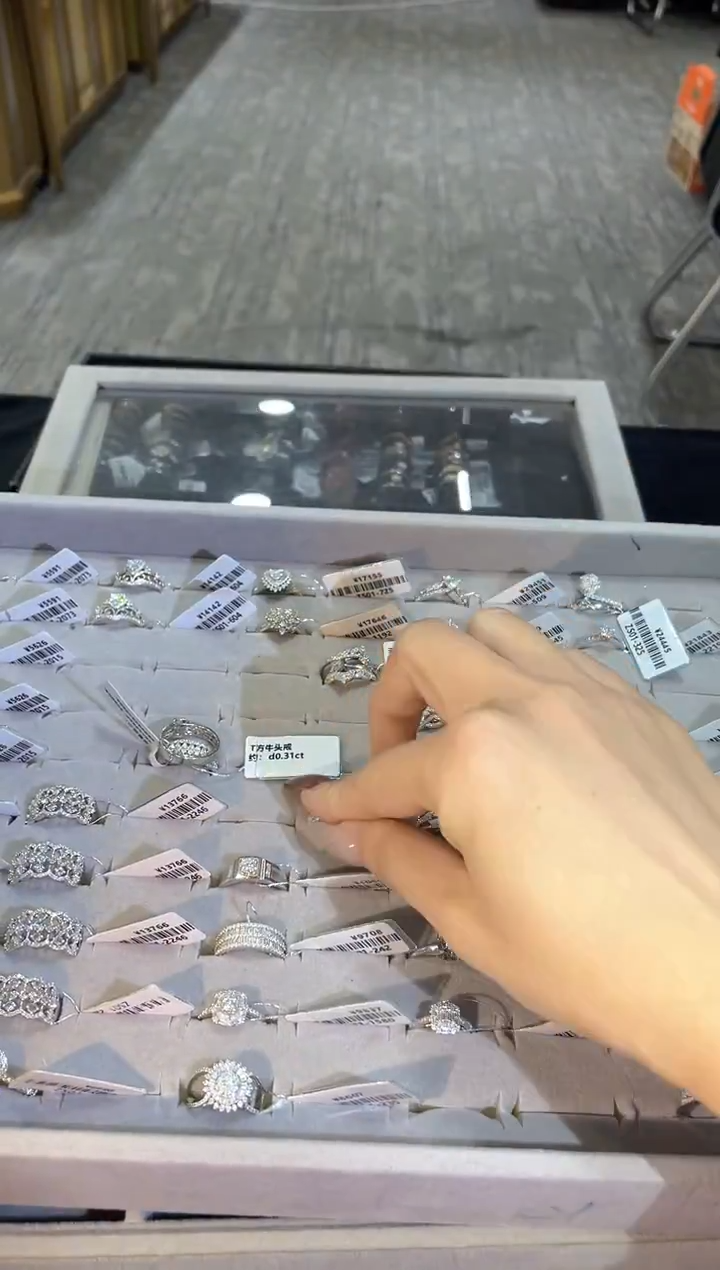 18K金镶嵌项链红宝石   YT