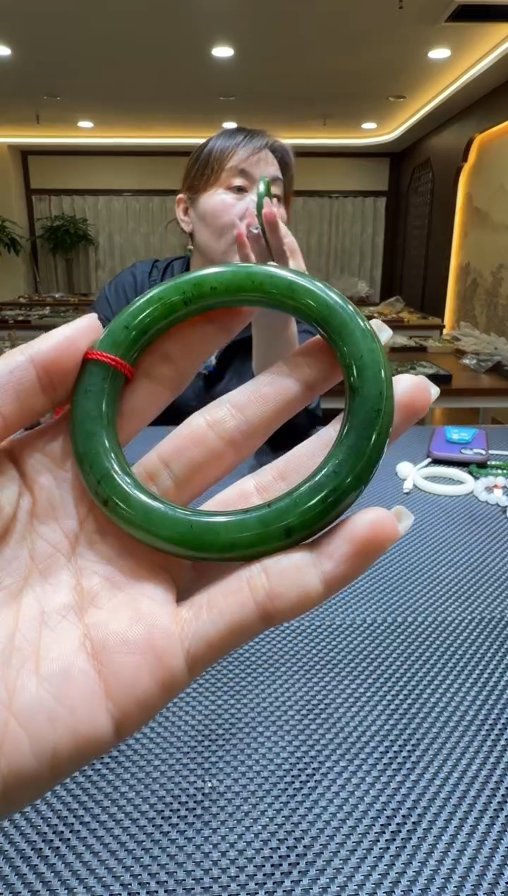 颈饰未镶嵌和田玉手镯57