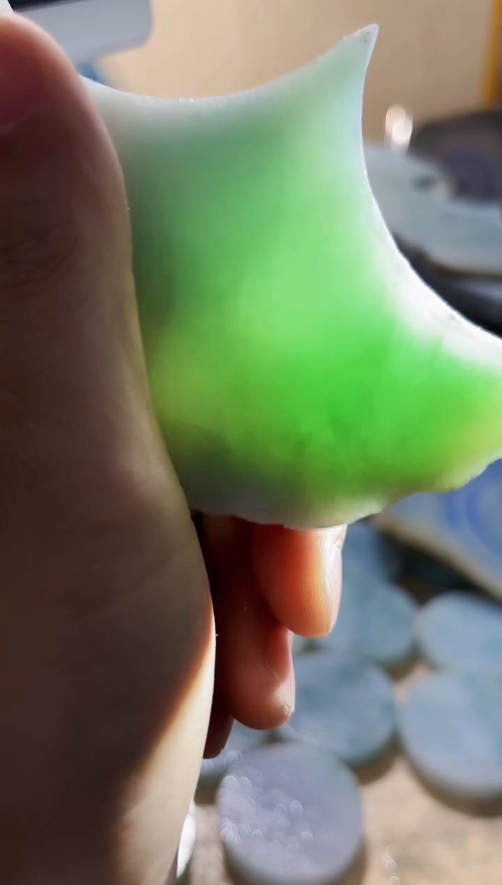 【闪购商品】翡翠颈饰未镶嵌A货闯文2596