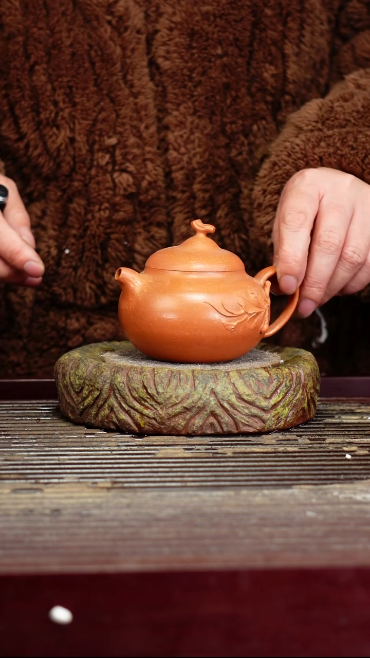 宜兴原矿紫砂壶茶壶宜兴原矿紫砂壶茶壶180C