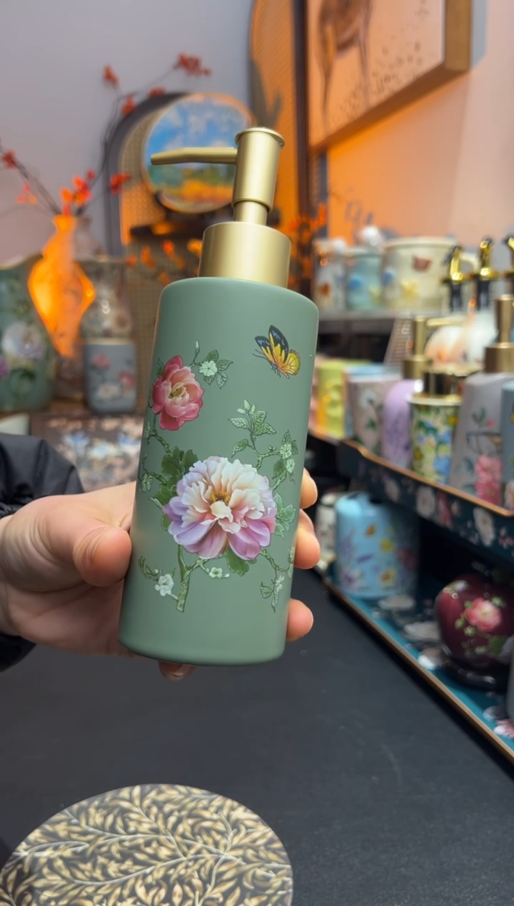 外贸陶瓷铁艺家居百货