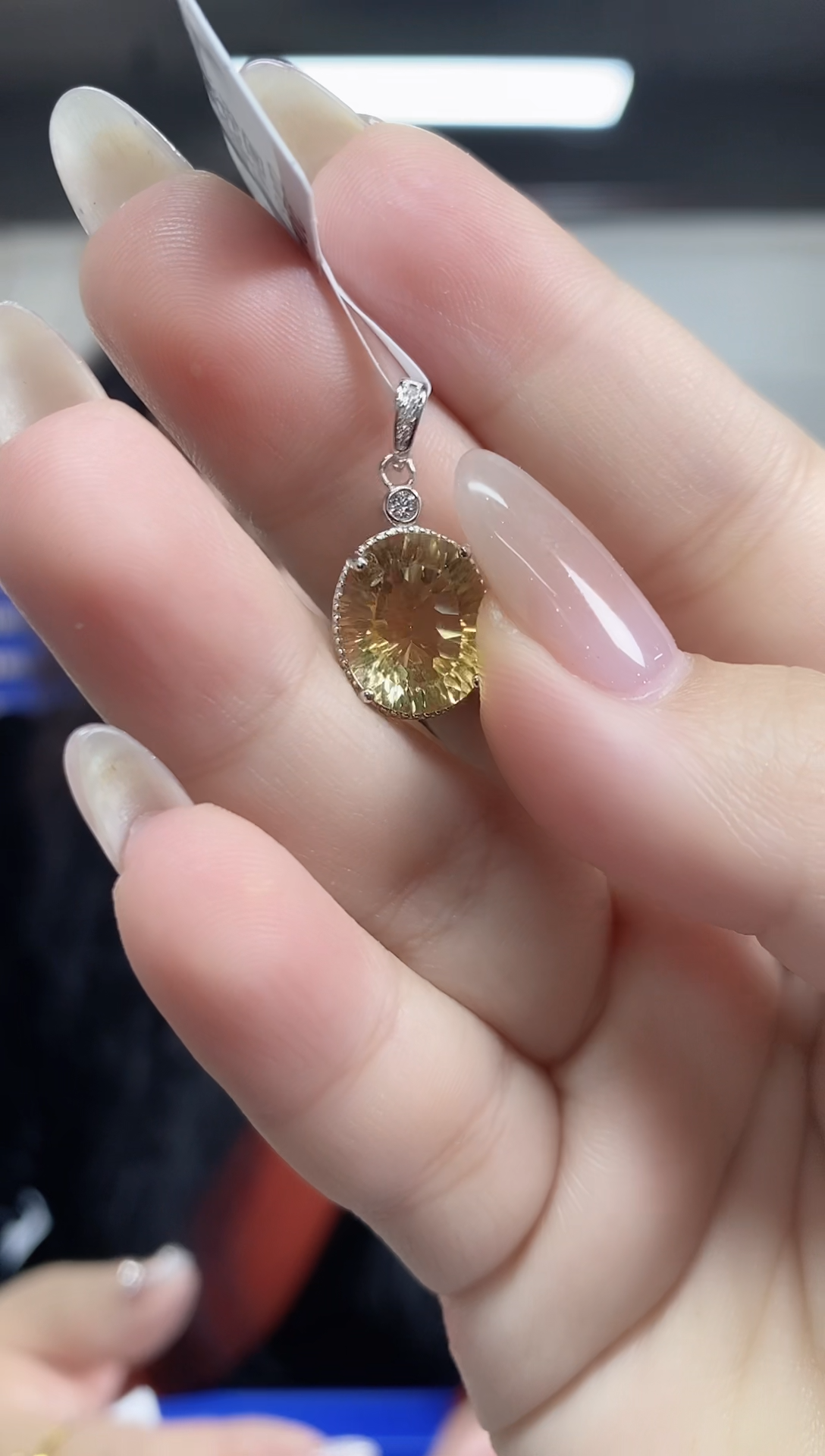 【闪购商品】水晶吊坠未镶嵌多样性发其一颜色微差