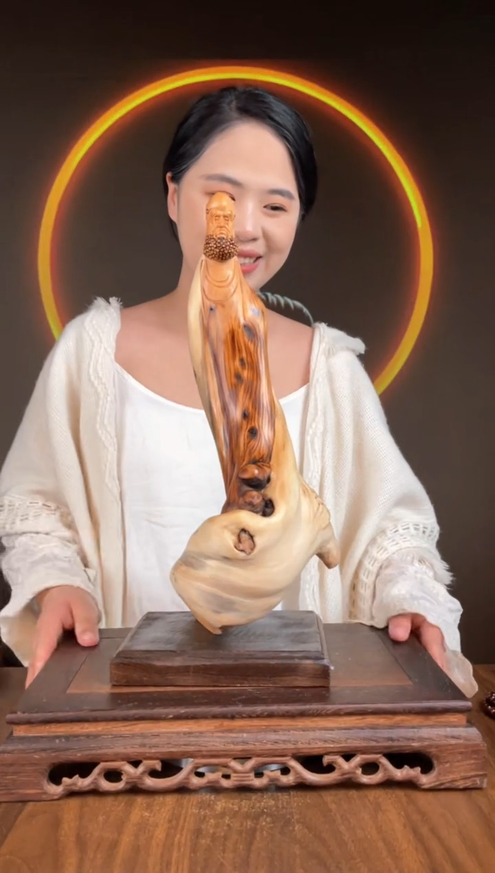 【闪购商品】柏木（崖柏）手工摆件,先抢先得!