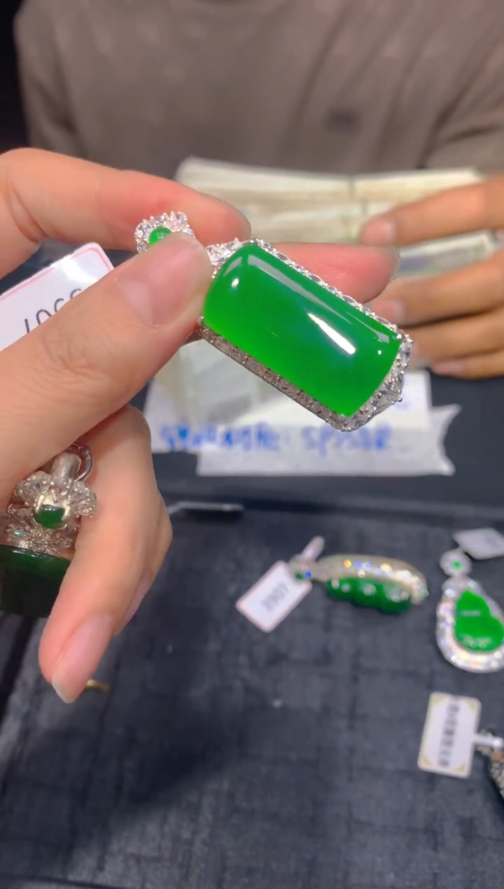 【闪购商品】定制翡翠未镶嵌264多样性发货（发其一）