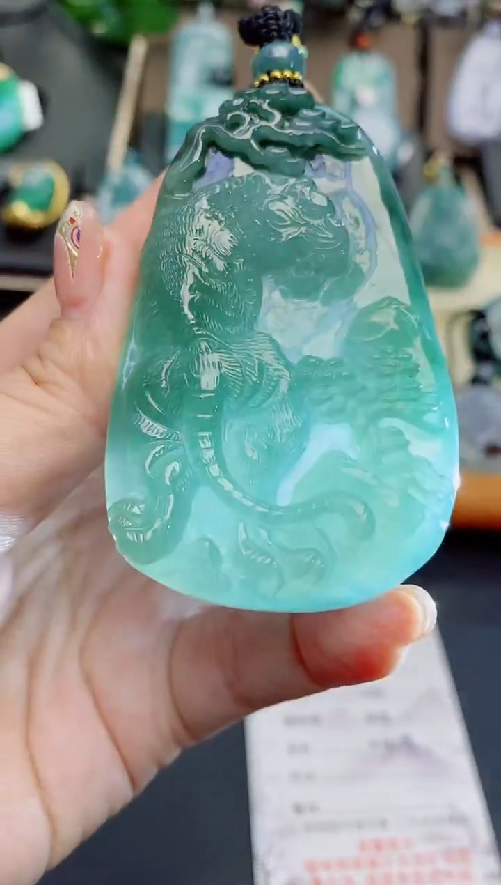 颈饰未镶嵌翡翠缅甸天然翡翠