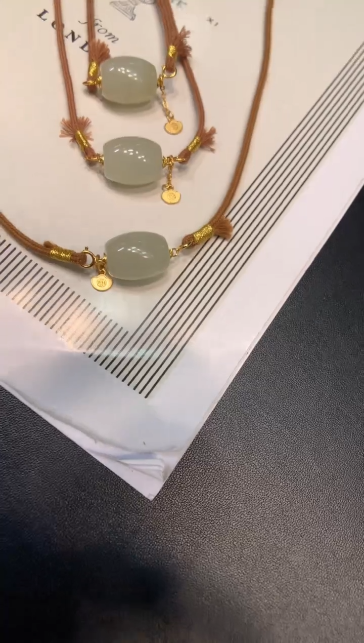 颈饰未镶嵌和田玉路路通 多样性发一件