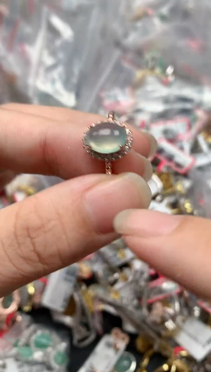 翡翠戒指银S925镶嵌天然A货缅甸翡翠