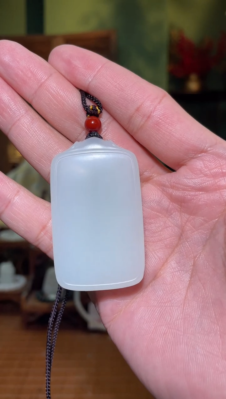 【闪购商品】和田玉吊坠(不含链)未镶嵌无事牌33g