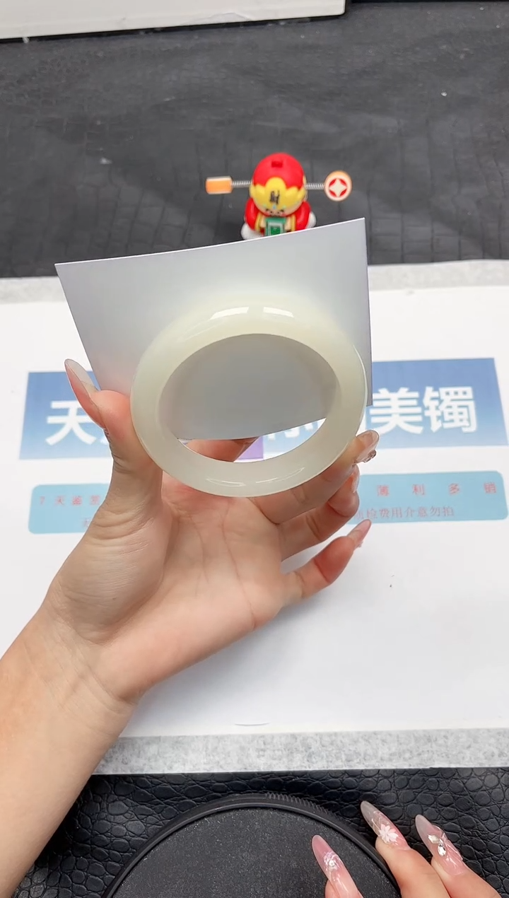 【闪购商品】石英质玉手镯未镶嵌L2-55.7