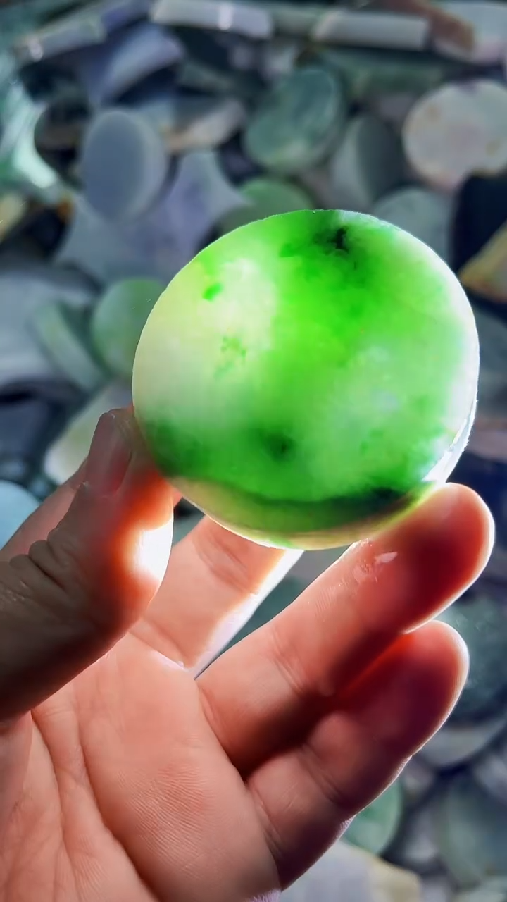 【闪购商品】翡翠挂件未镶嵌A货康壹203