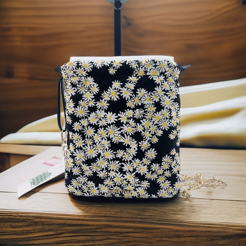 95新 MIU MIU/缪缪 小雏菊福袋包 1699 4489