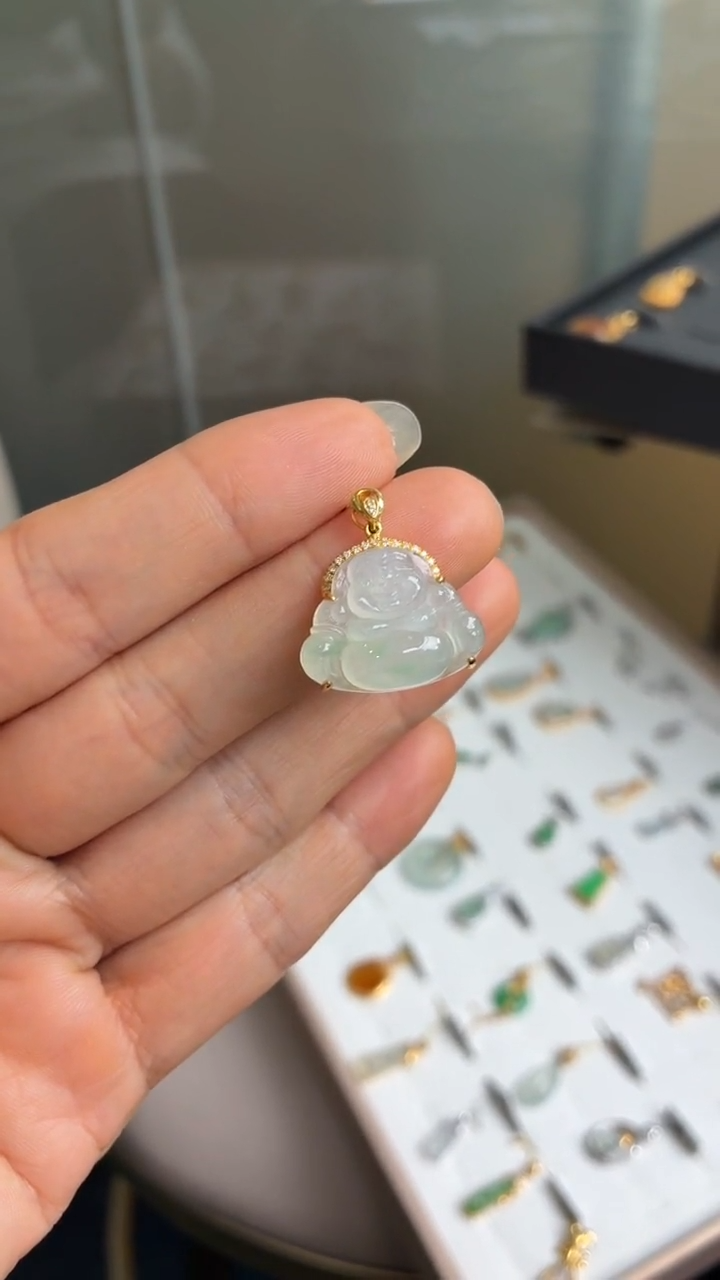 颈饰18K金镶嵌翡翠天然翡翠A货