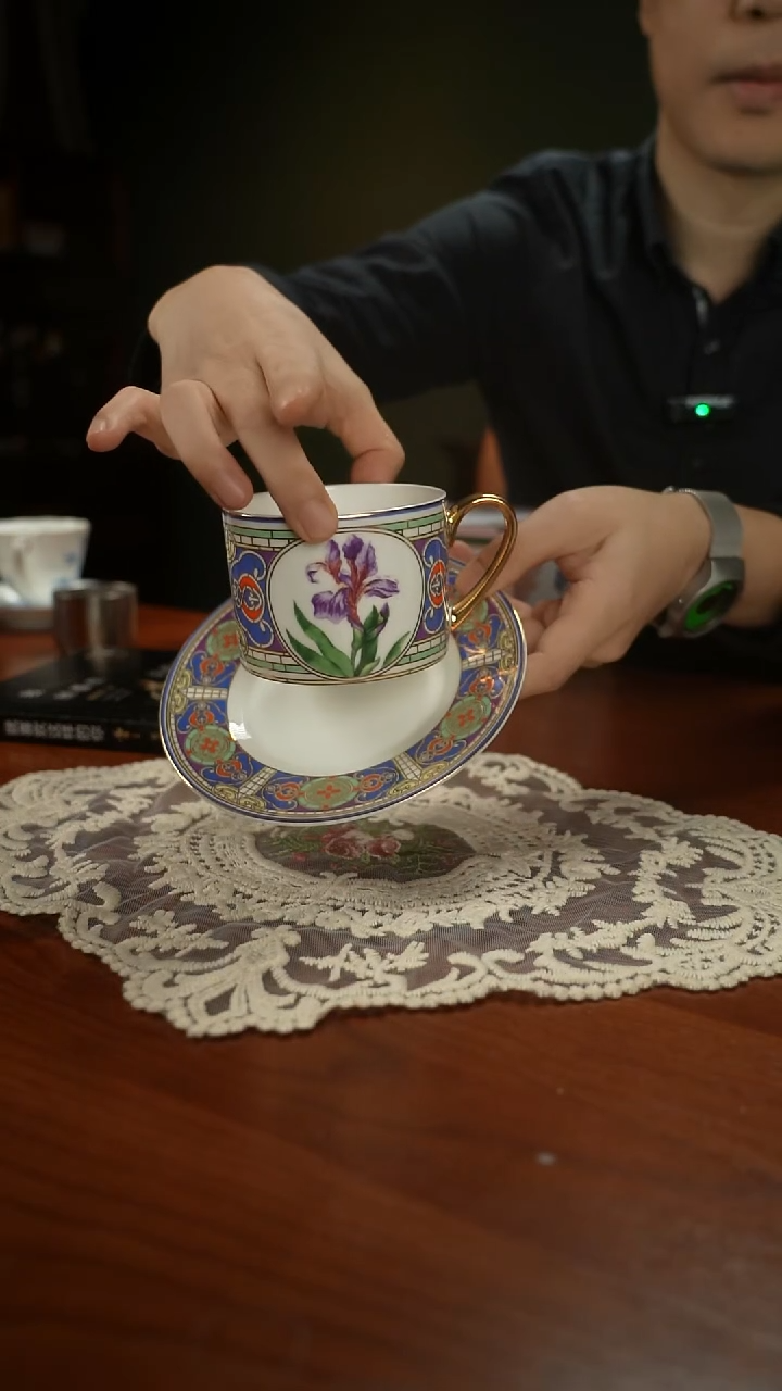 高端礼品（IPF家）鸢尾花杯碟-QL