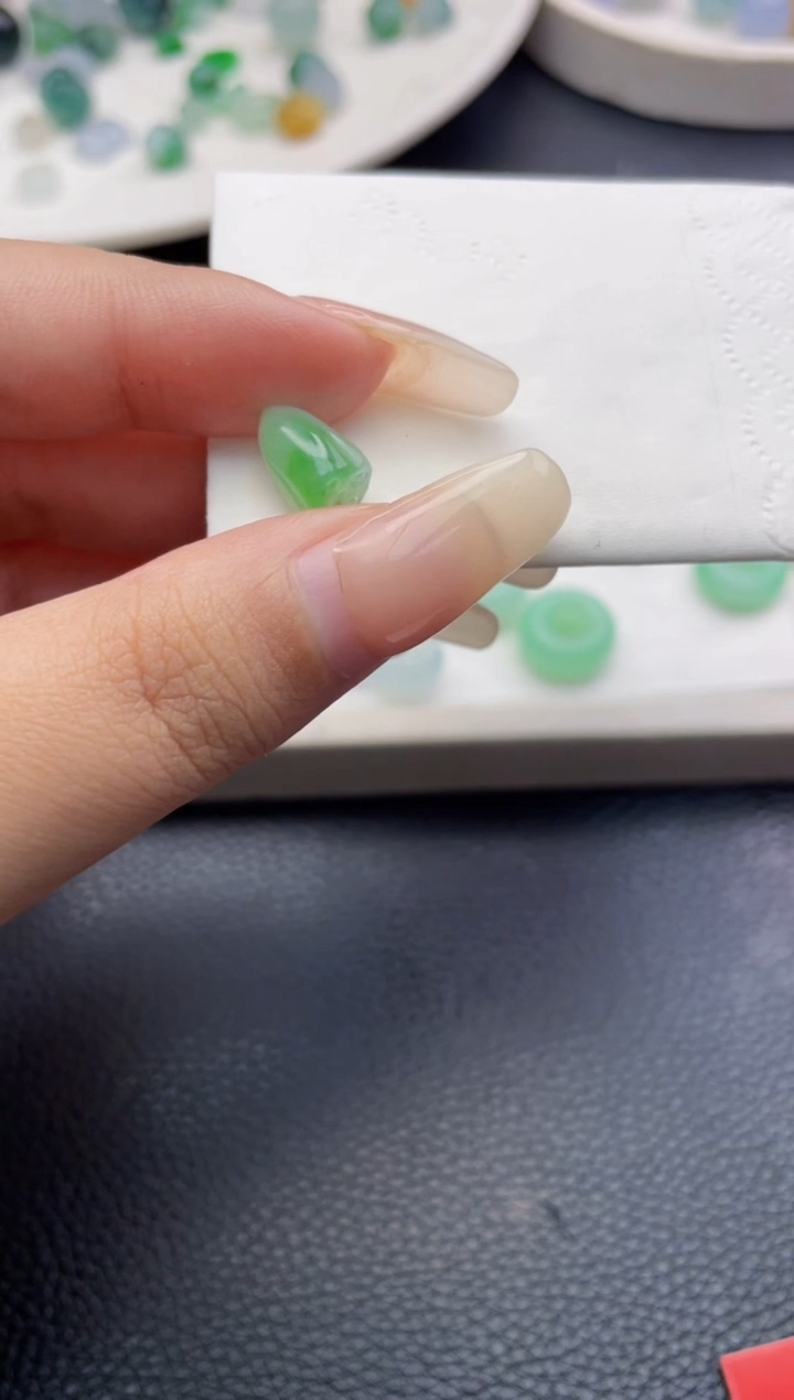 【闪购商品】定制翡翠未镶嵌85661111