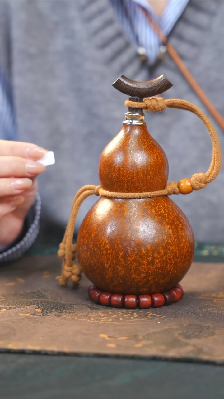 【闪购商品】RH199大漆酒葫芦不包手串及旋转底座